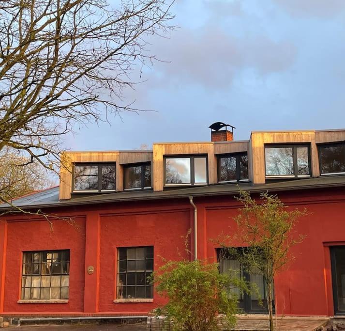 Grosse Wohnung Mit Loggia Templin Εξωτερικό φωτογραφία