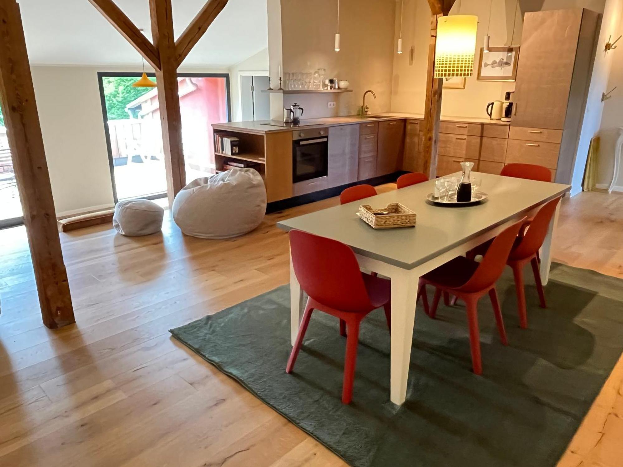 Grosse Wohnung Mit Loggia Templin Εξωτερικό φωτογραφία