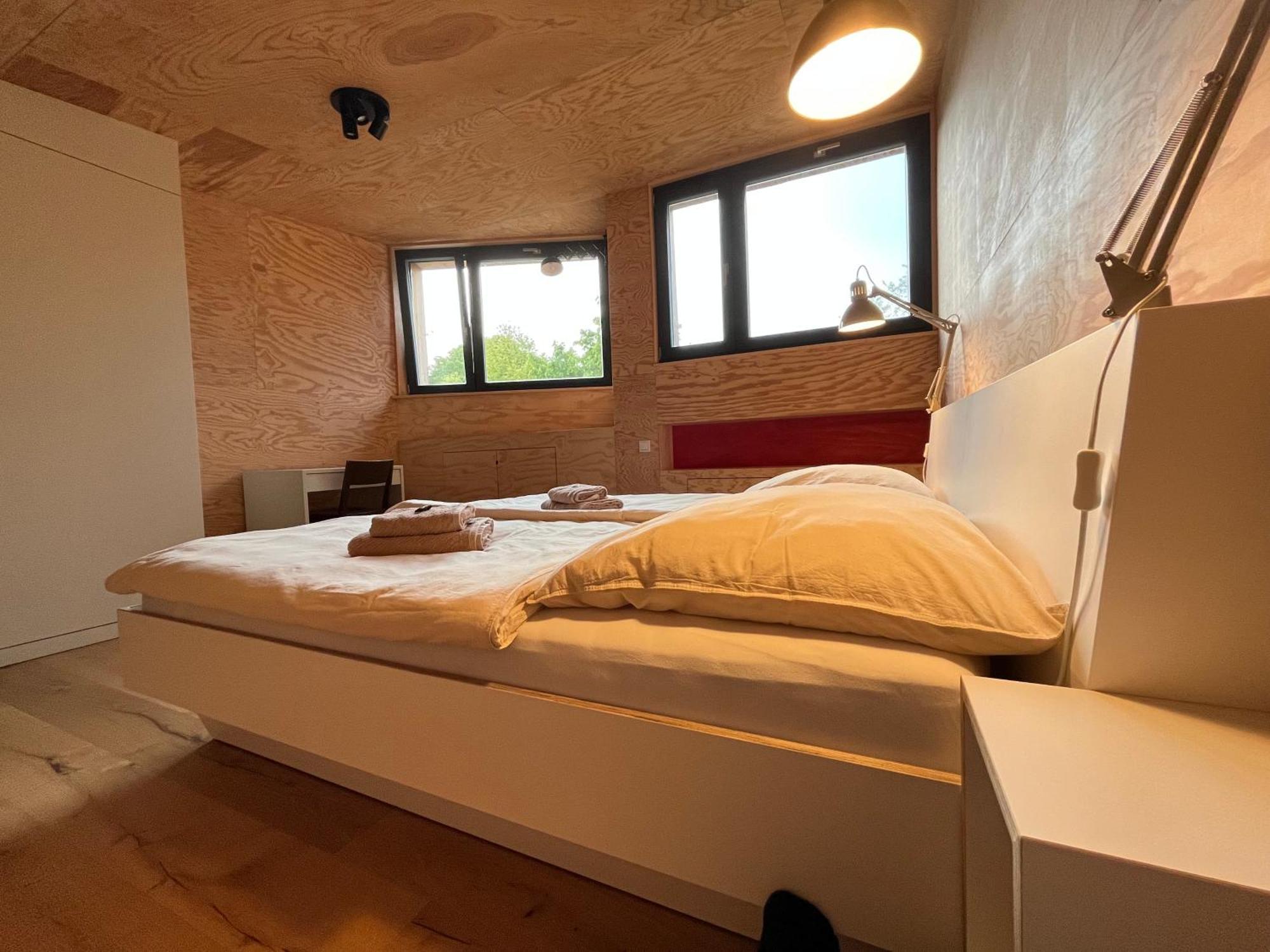 Grosse Wohnung Mit Loggia Templin Εξωτερικό φωτογραφία